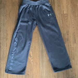under Armour straight leg pants size 6